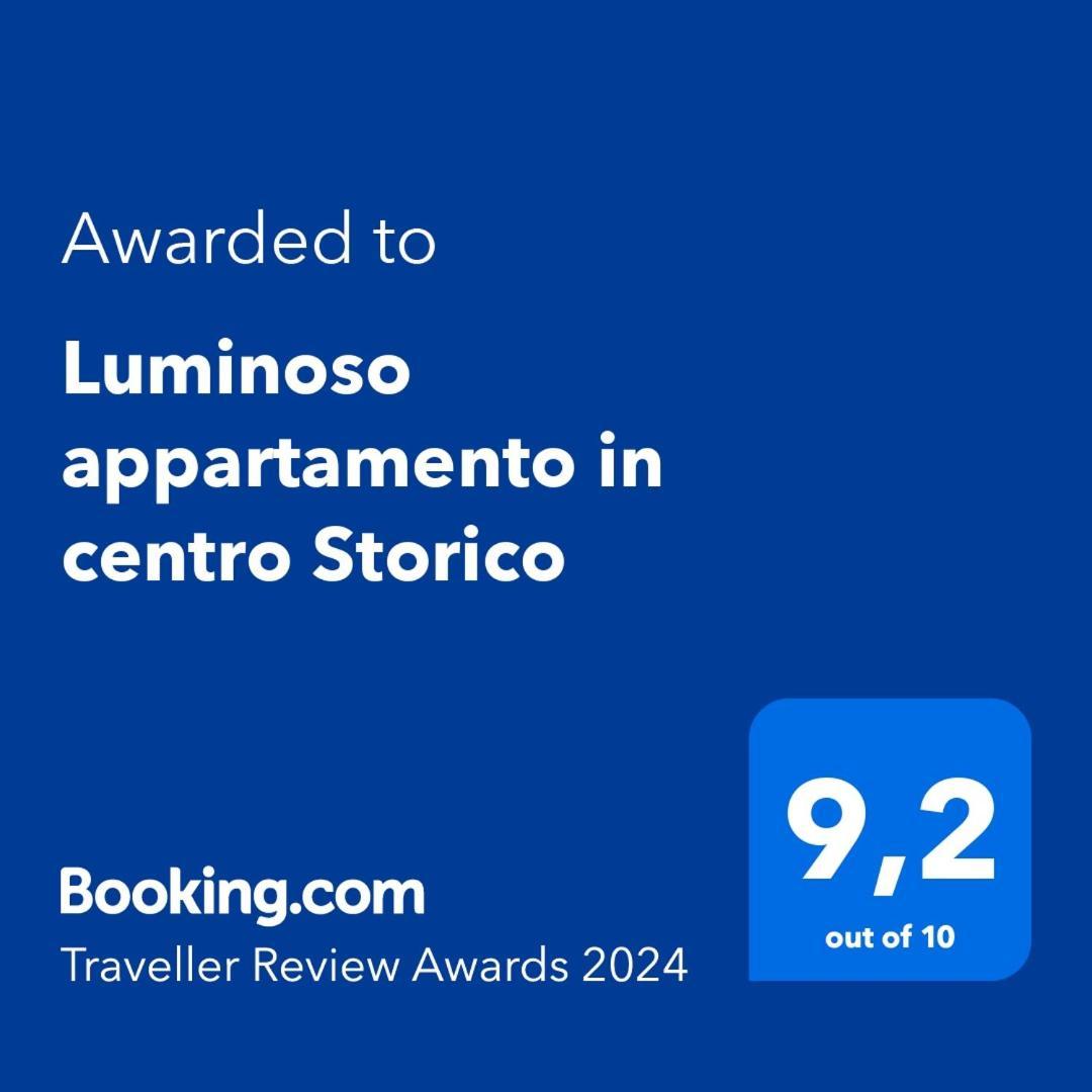 Luminoso Appartamento In Centro Storico Рим Екстер'єр фото